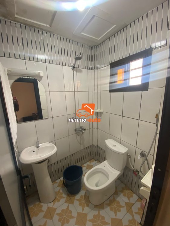 Superbe chambre meublée a louer au quartier Beedi