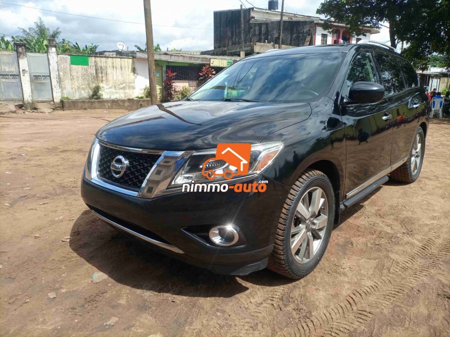 Nissan Pathfinder Platinum version 2015