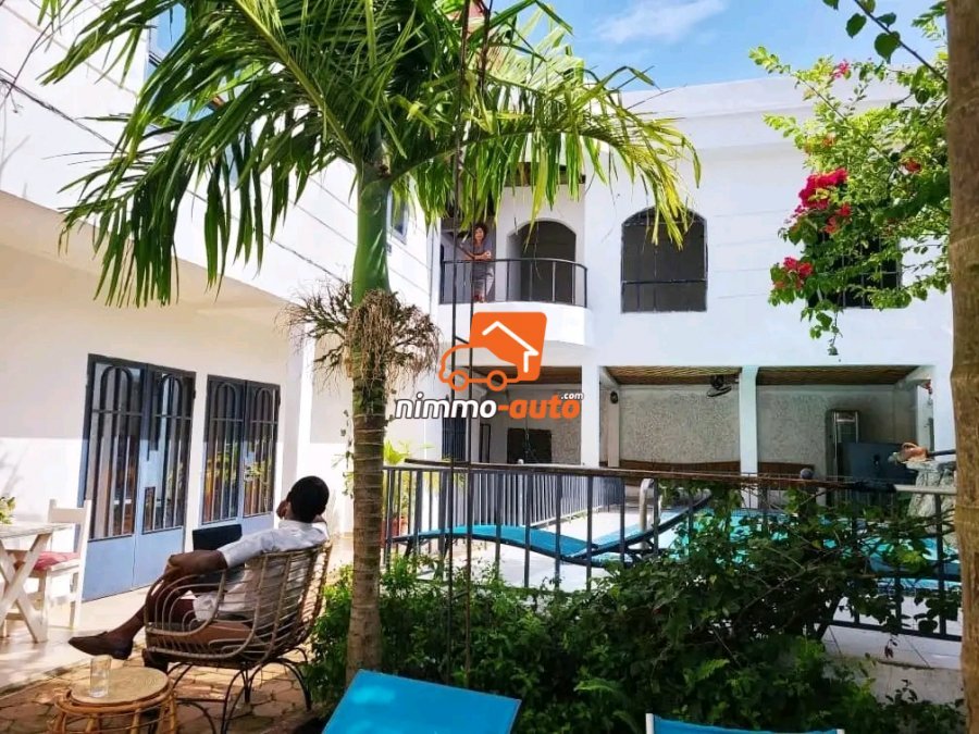 Appartement meublé avec piscine à louer à Odza fecafoot