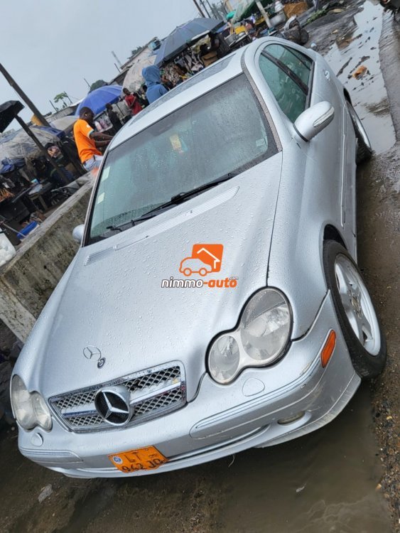 MERCEDES C200
