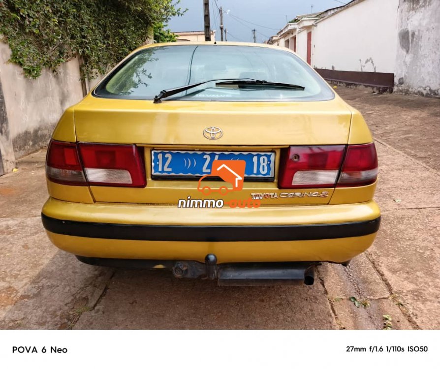 voiture toyota carina