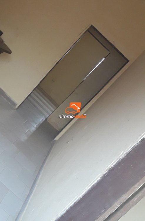 Appartement a louer nkolzie_TKC 5m de la route