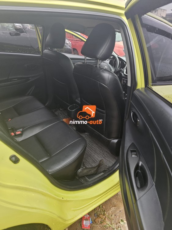 Vente toyota yaris 2018