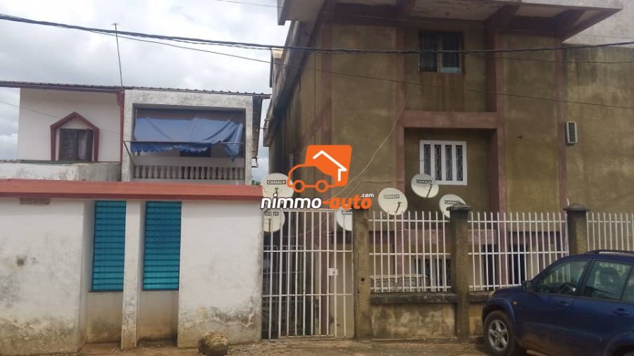 duplex +immeuble à vendre à titi garage