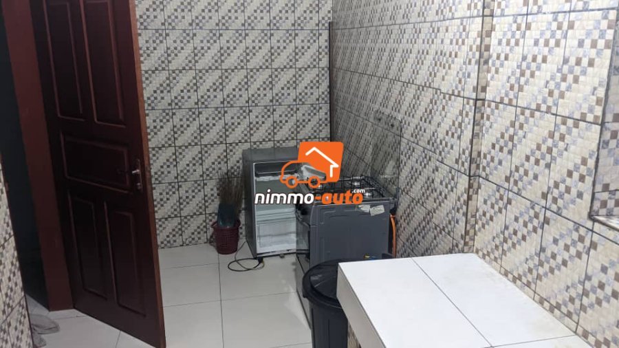 MAGNIFIQUE STUDIO MEUBLE A LOUER A EKIE