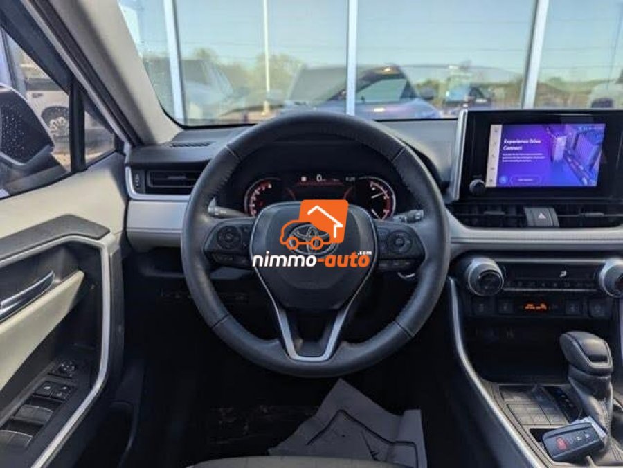 Selling My 2023 Toyota Rav 4 XLE AWD