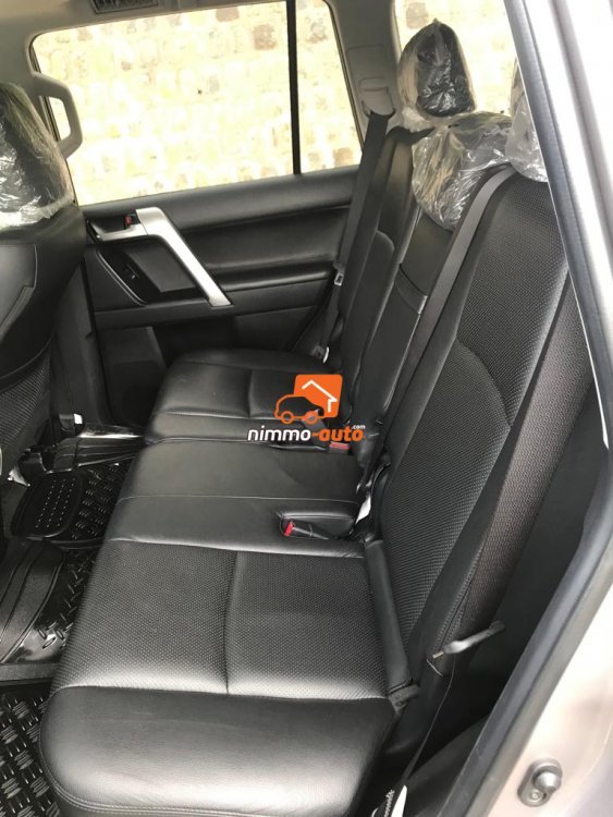 Toyota Prado 2022 en excellent état à Louer à Yaoundé et en dehors