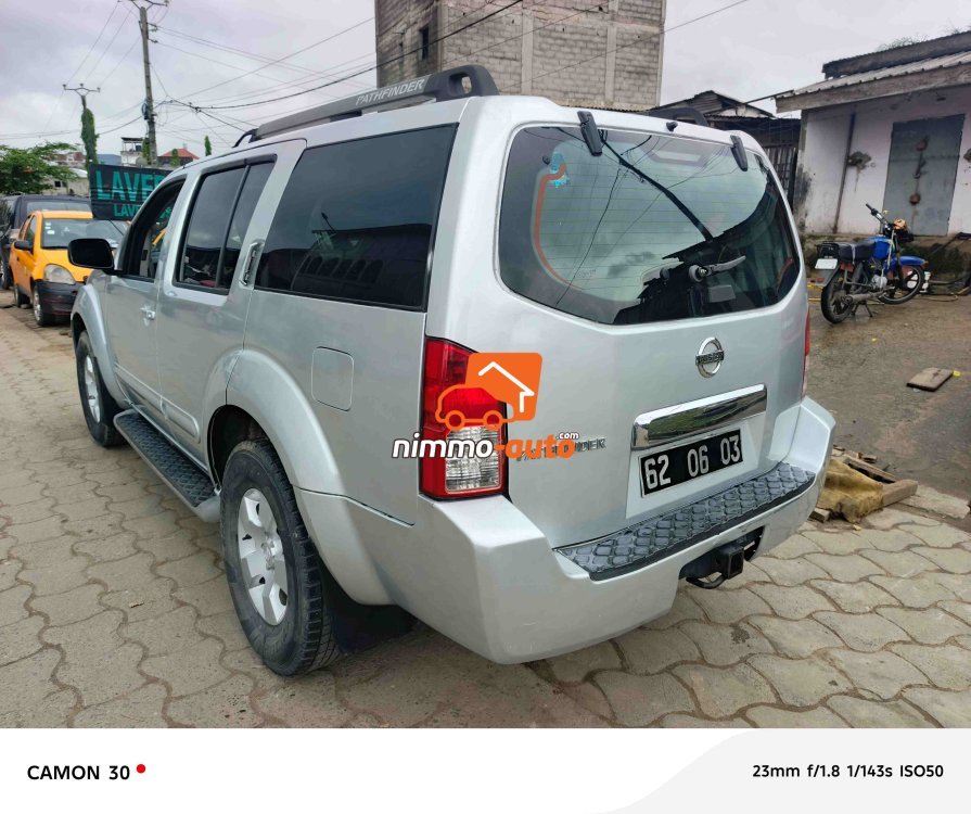 Nissan Pathfinder 4X4WD version 2008