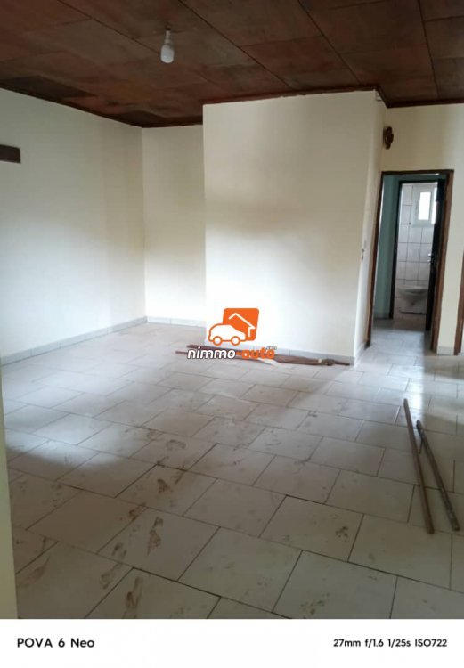 appartement 2 chambres A LOUER A SYMBOCK