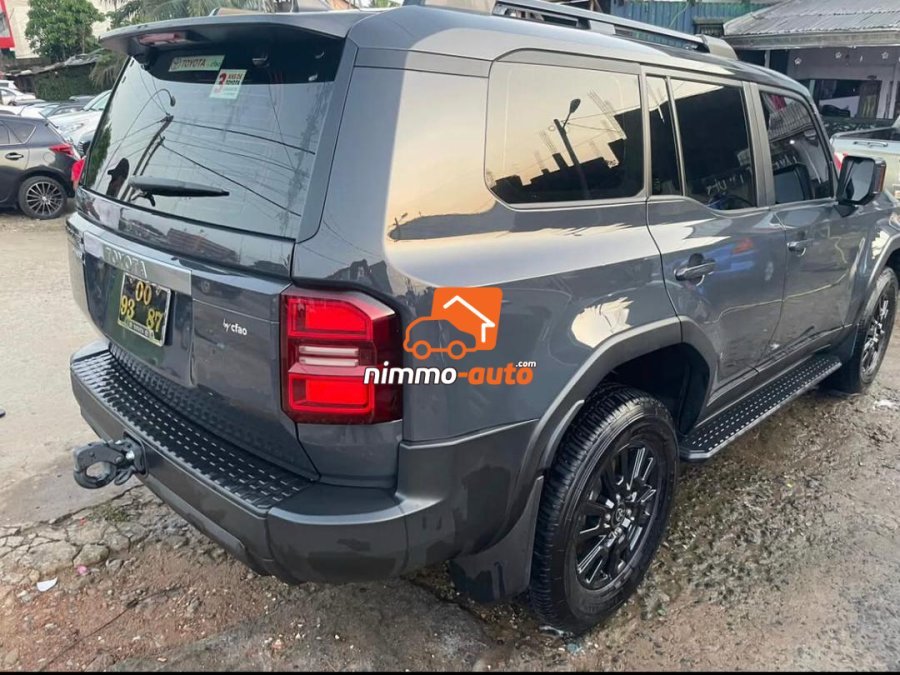 toyota prado 2025 a louer