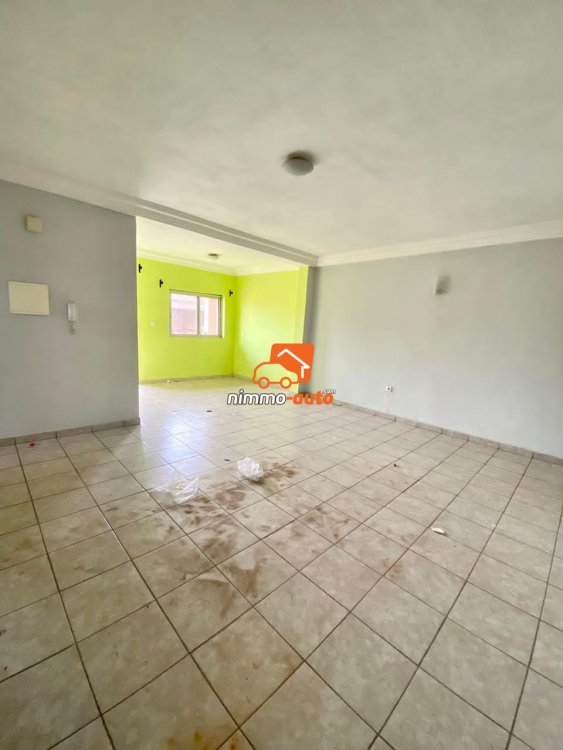 Appartement à louer à Nsimeyong