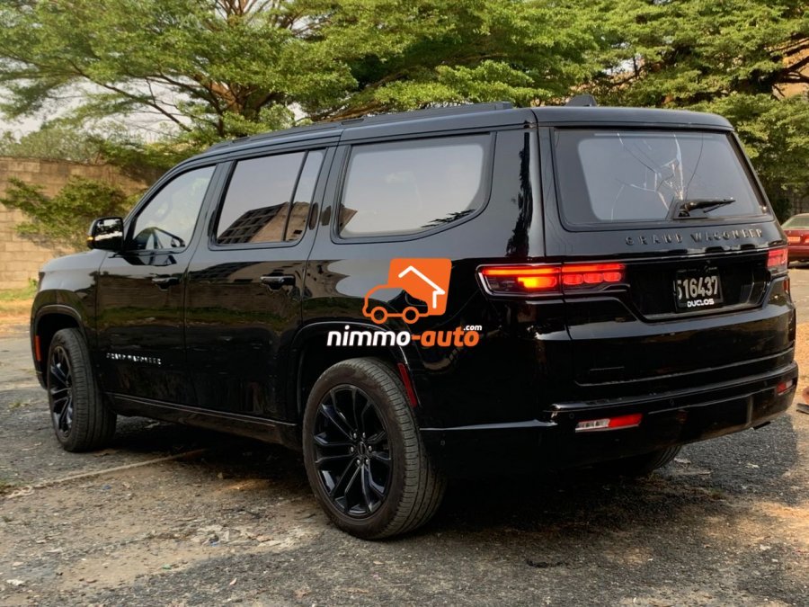 Jeep grand wagoneer Platinum