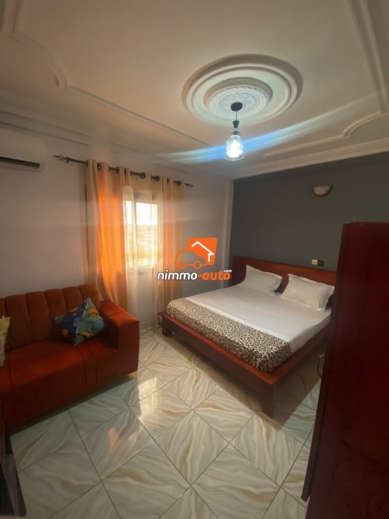 Superbe chambre meublée a louer au quartier Beedi