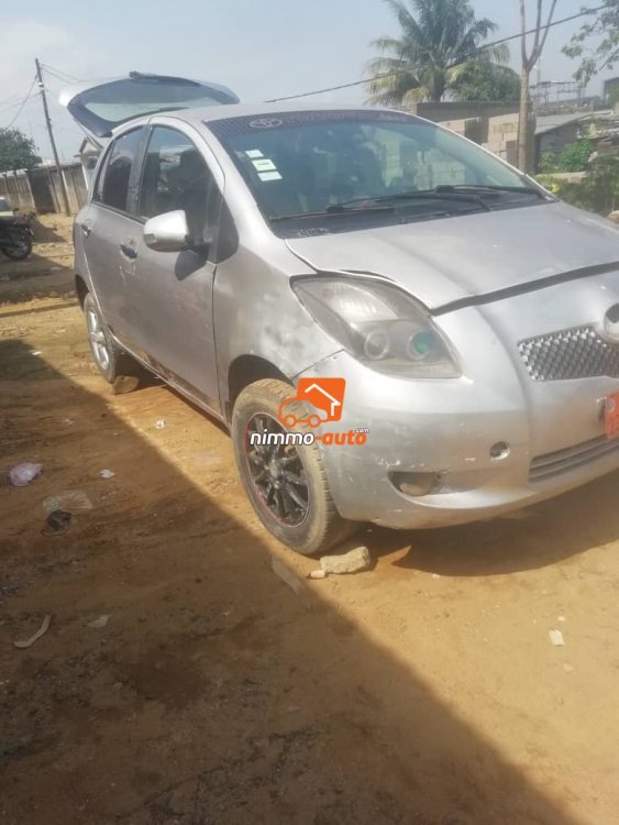 Toyota Yaris vitz