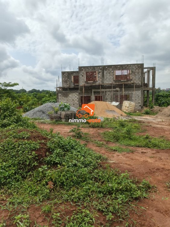 terrain a vendre titré à meyo