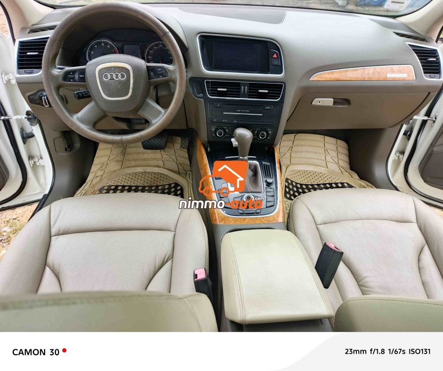 Audi Q5 4X4WD version 2011-Propre