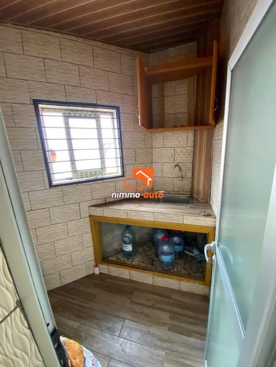 Studio bon  standing à louer Odza