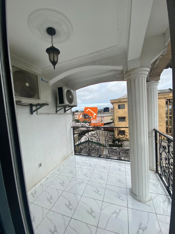 Manifique appartement meublé à louer à Bepanda