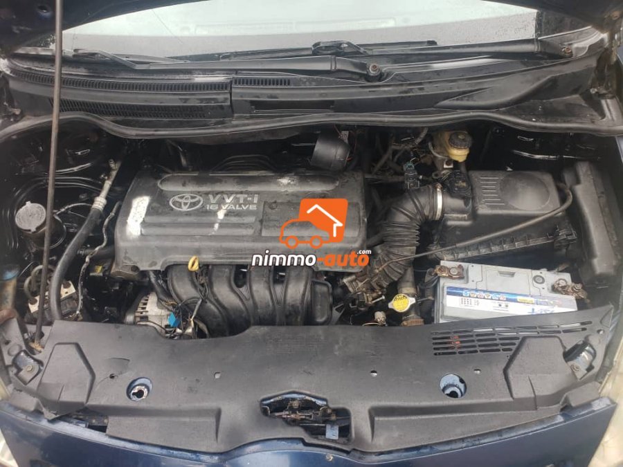 TOYOTA COROLLA VERSO