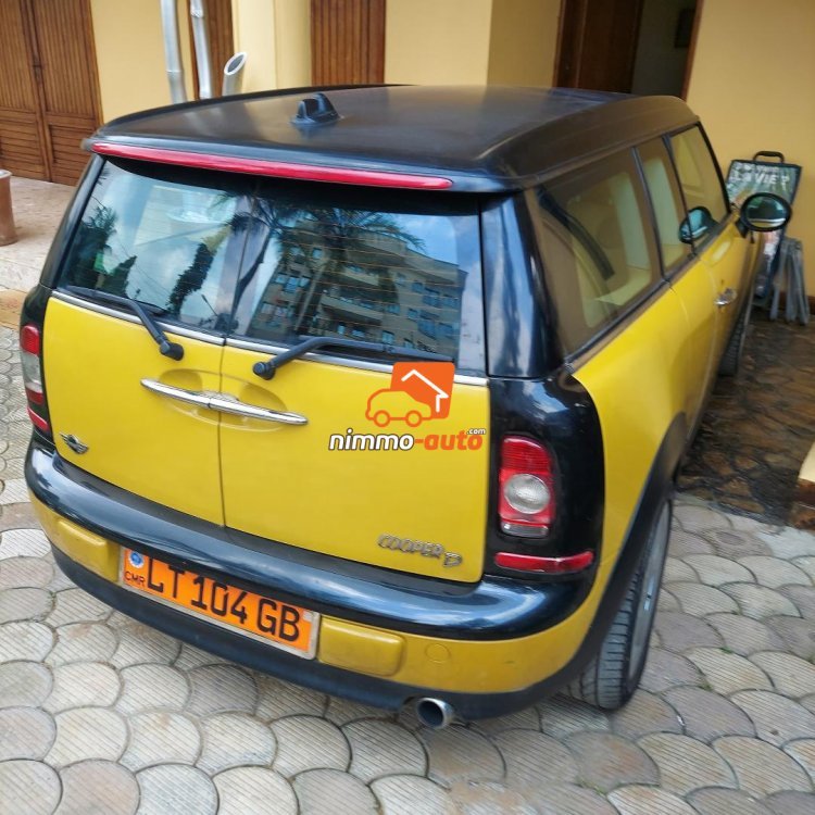 Mini Cooper Clubman Jaune