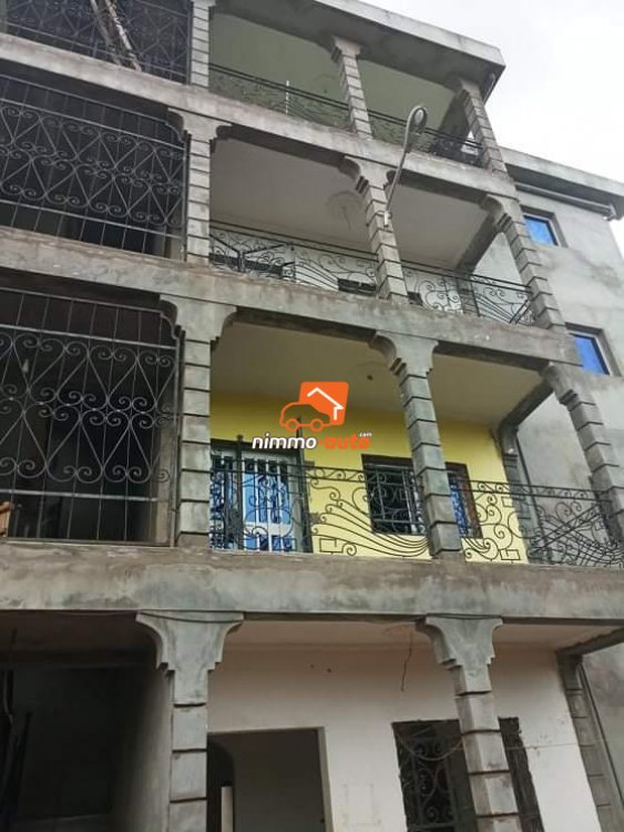 Immeuble à vendre à Ahala