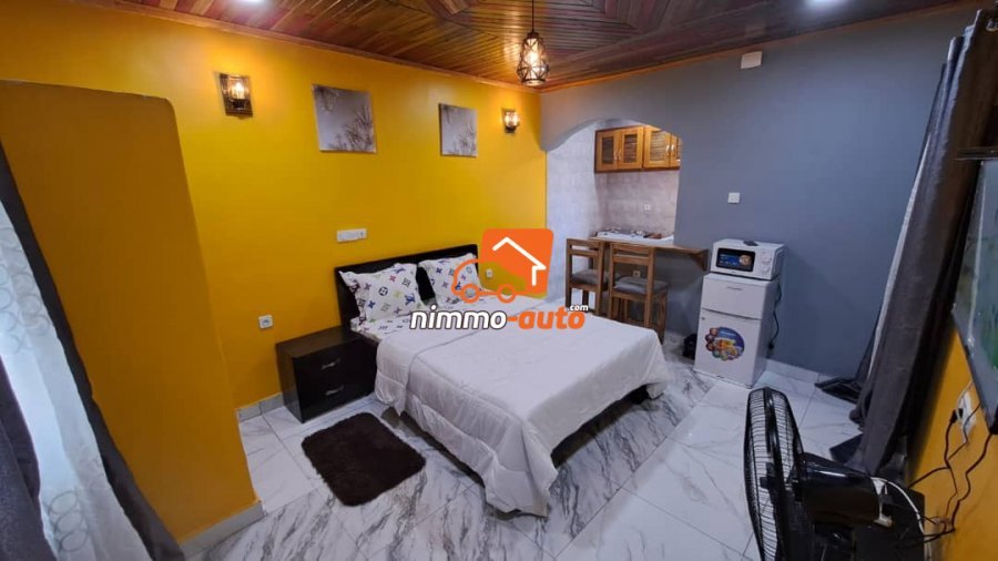 Magnifique chambre meublée à louer à Kribi Dombe