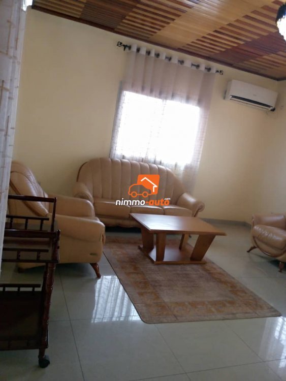 Appartement meublé sécurisé à louer à omnisports