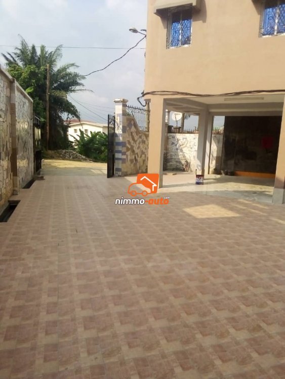 Joli appartement meublé à louer à Douala bonamoussadi
