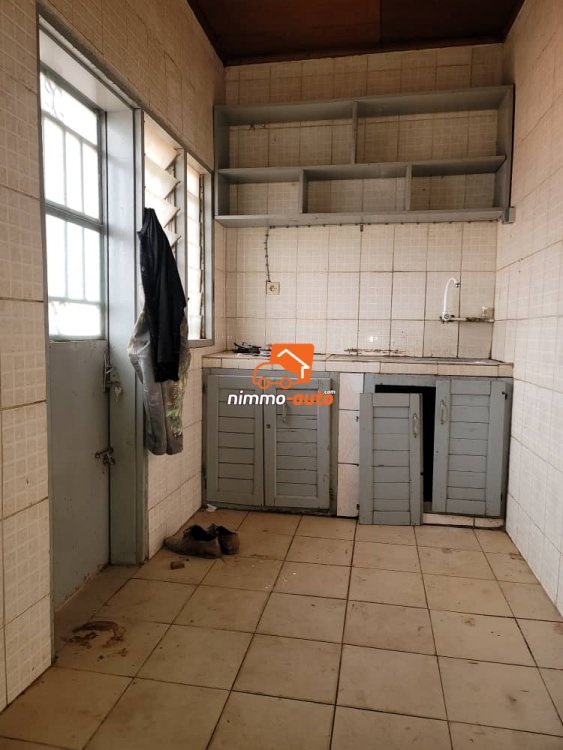Spacieux appartement moderne à louer à Nsimeyong