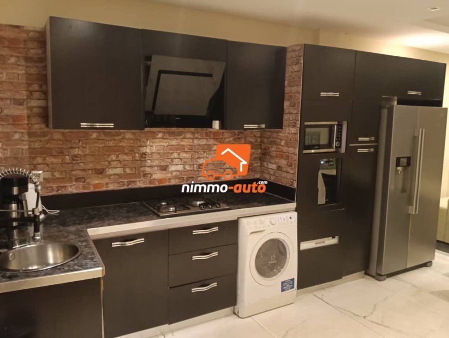 Vaste appartement meublé à louer au quartier Bonapriso