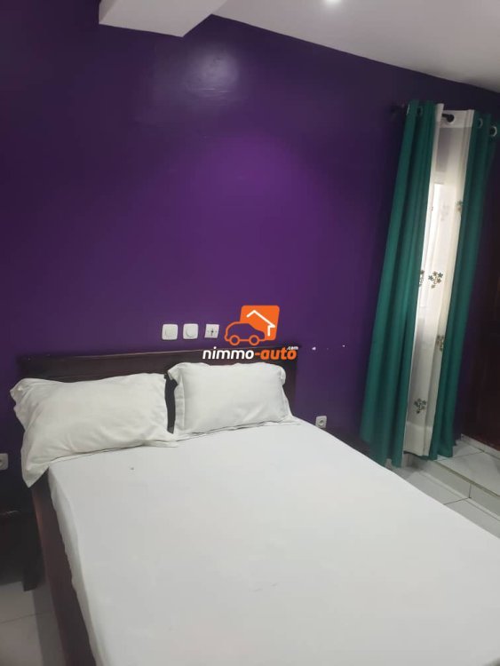 Chambre meublée disponible pour tous vos séjours à Bonamoussadi