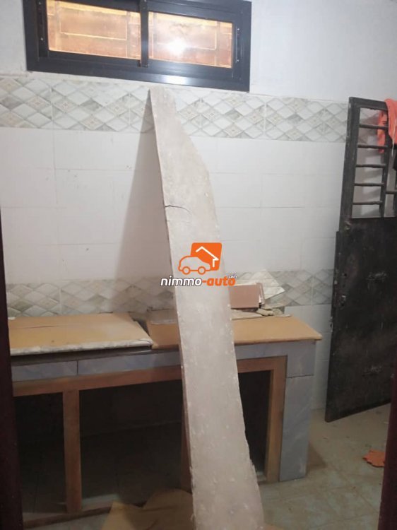 maison à louer à Mendong