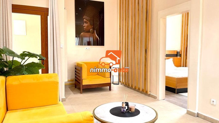 Vaste studio meublé à louer au quartier Bonapriso