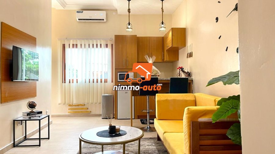 Vaste studio meublé à louer au quartier Bonapriso