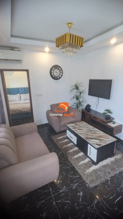 Vaste studio meublé à louer au quartier MAKEPE