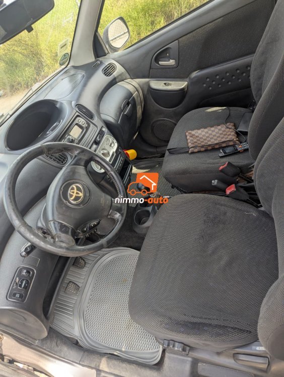 toyota yaris verso à vendre