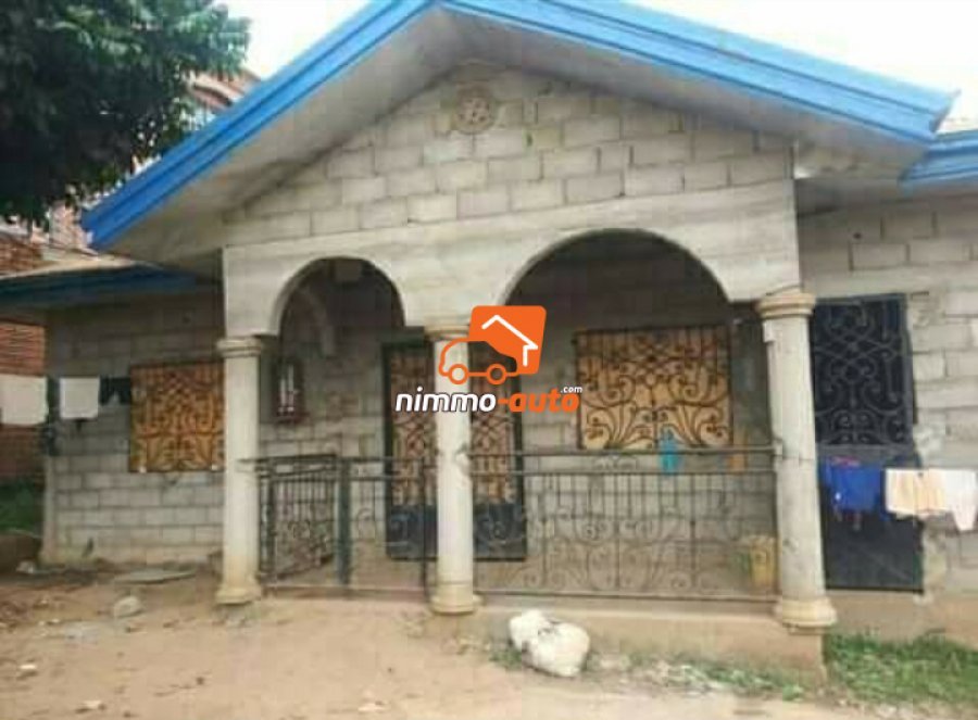 Villa à vendre au quartier Abom