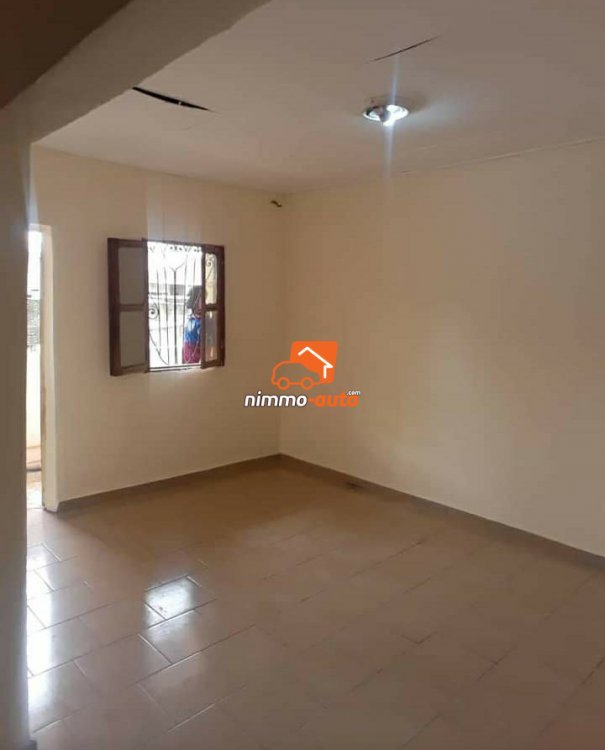 Studio Moderne à louer à -Ngousso