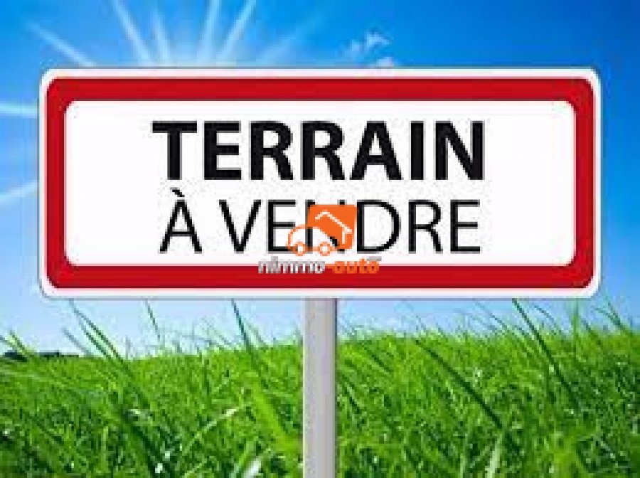 terrain titré en vente au centre technique de la Fecafoot