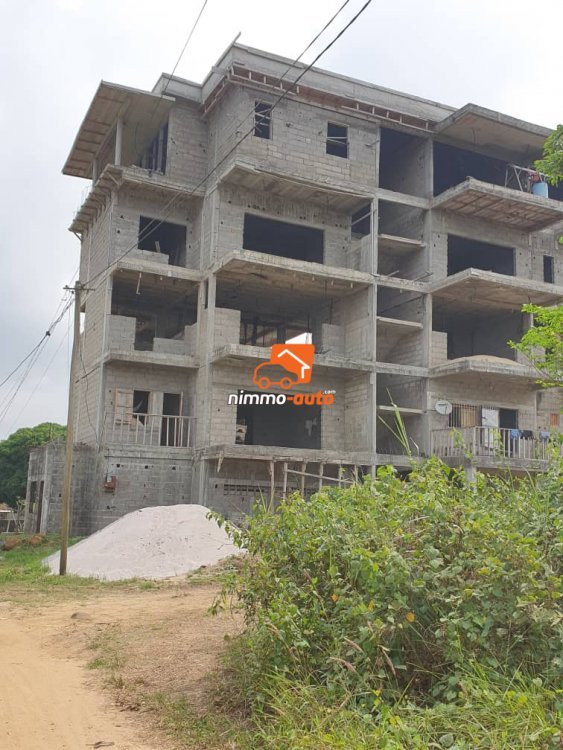 Immeuble à louer à Kribi
