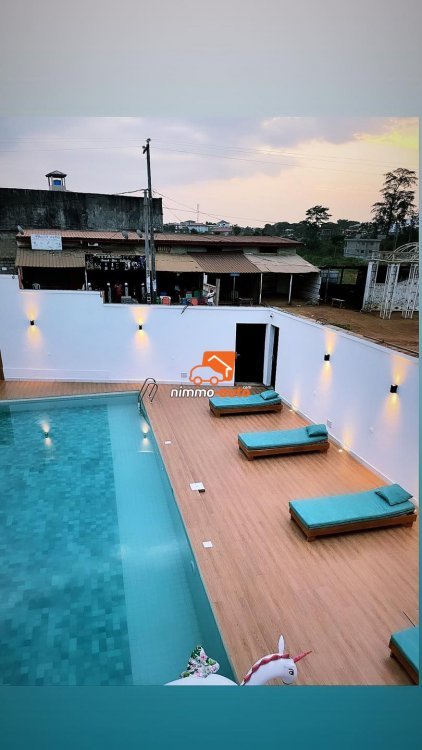 Studio meublé avec piscine à Odza