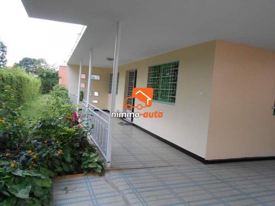 Jolie Villa à louer au Quartier Fouda