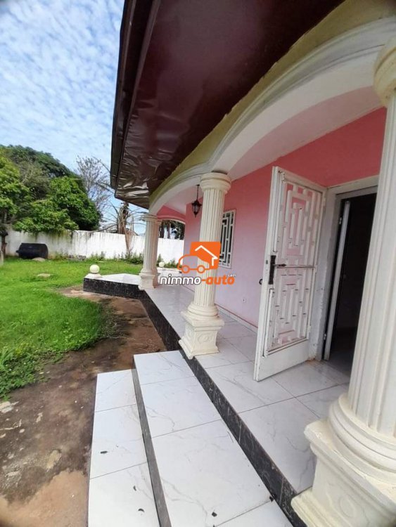 Villa spatieuse à louer à Tsinga village