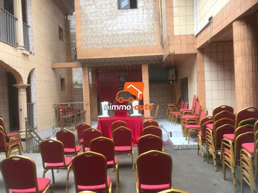 Salle de fête à louer à Douala Ndogbong
