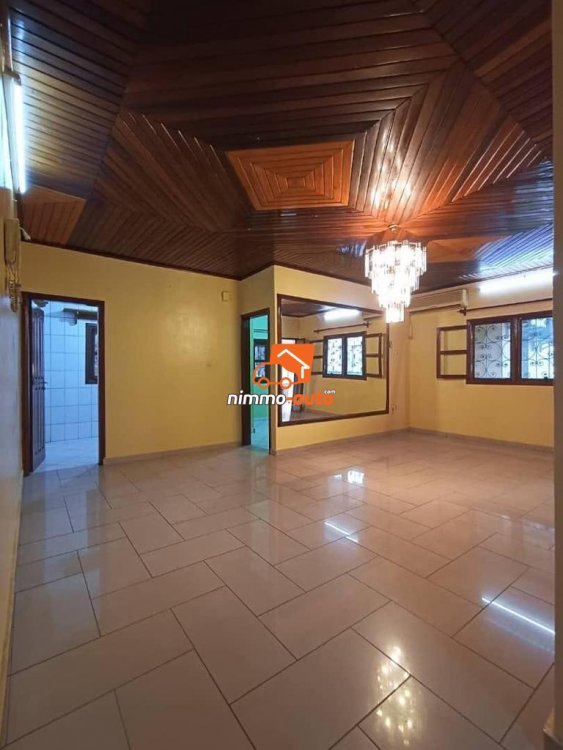 Incroyable appartement moderne à louer au rond point express