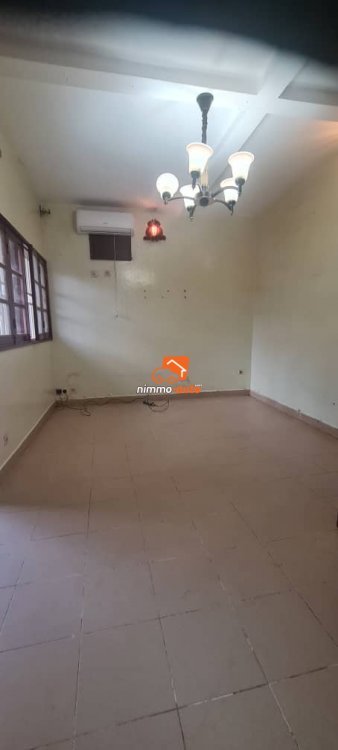 Incroyable mini duplex individuel à louer à Jouvence