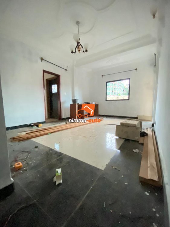 Appartement moderne et spacieux nouvellement construit à louer à Obobogo