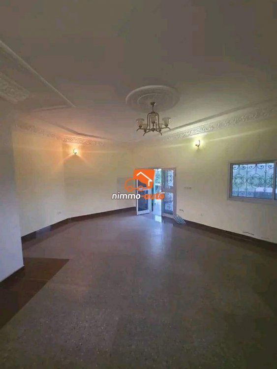 Appartement moderne à louer à Odza auberge bleue