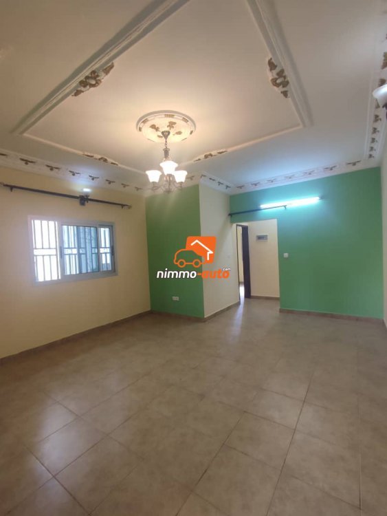 Appartement très luxueux à louer à Odza borne 10