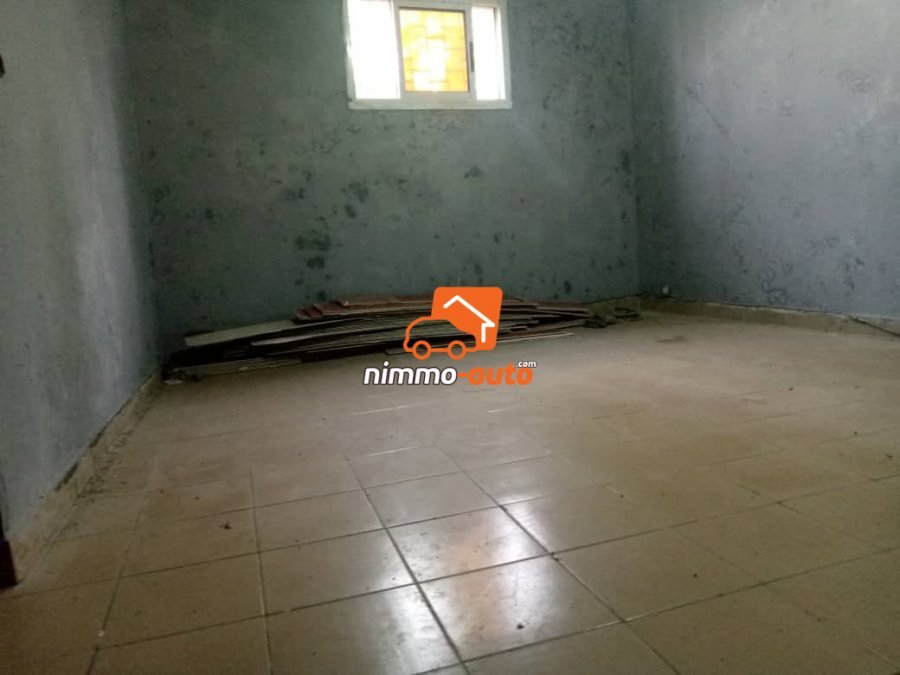 Appartement moderne à louer à fin goudron Ngangue
